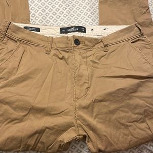 Hollister Skinny Chino Pants